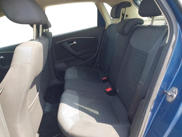 2015 VOLKSWAGEN POLO SE