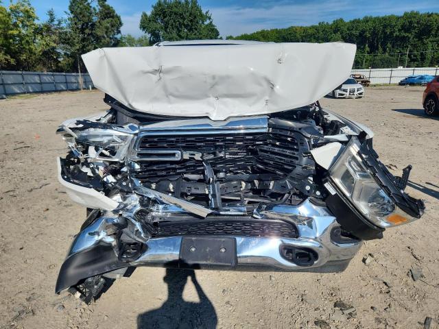  RAM 1500 2023 Белы