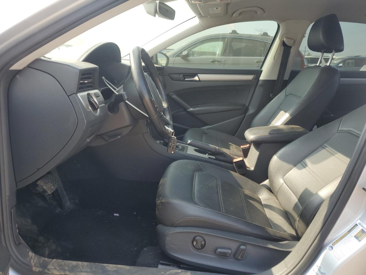 2020 Volkswagen Passat Se VIN: 1VWSA7A33LC008892 Lot: 68549585