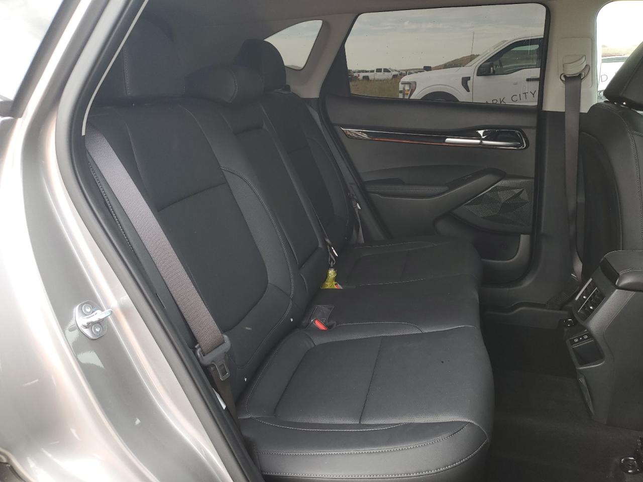 2024 Kia Seltos Sx VIN: KNDETCA75R7573166 Lot: 69739175