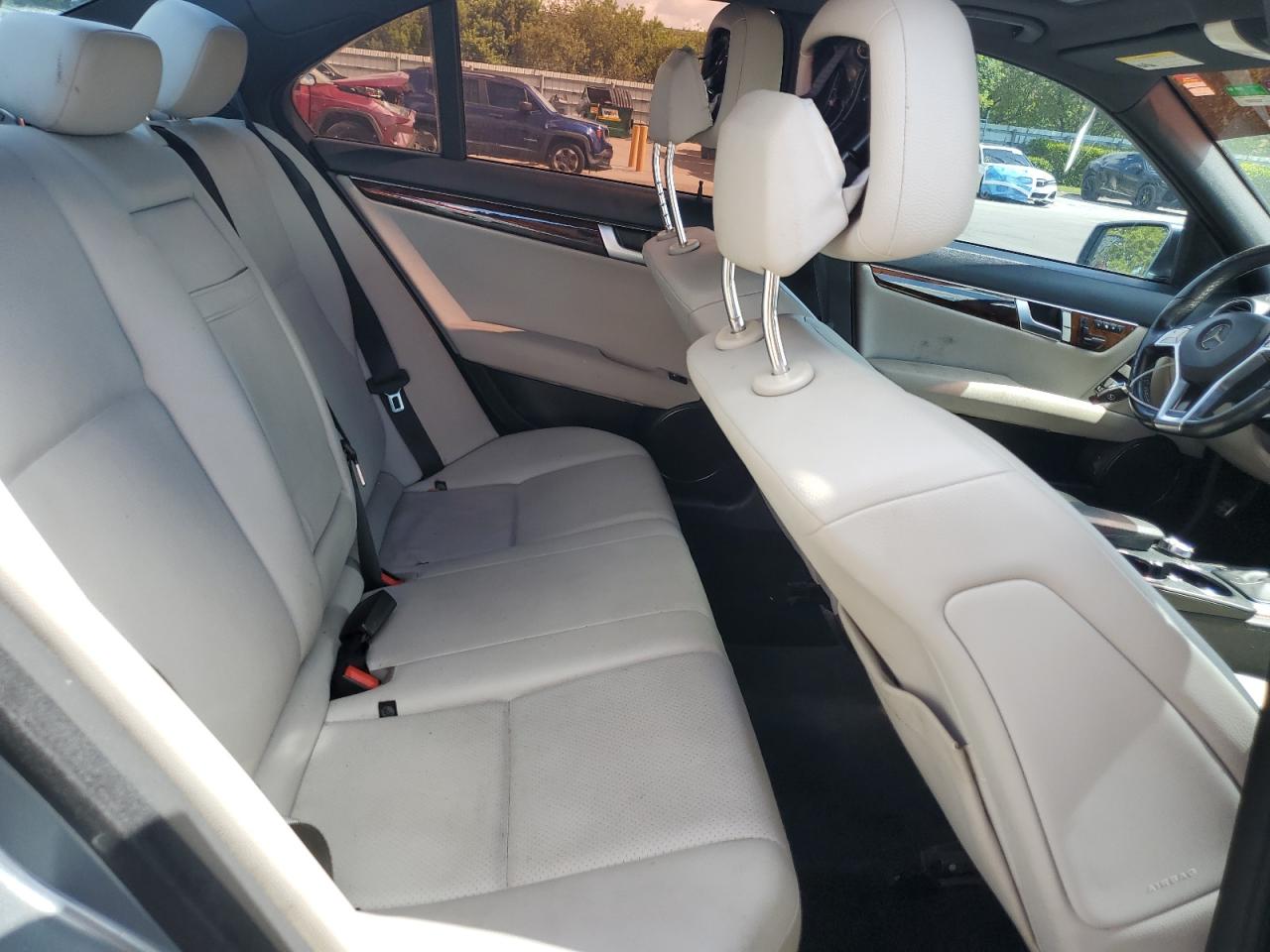 2012 Mercedes-Benz C 250 VIN: WDDGF4HB0CR218357 Lot: 69183135