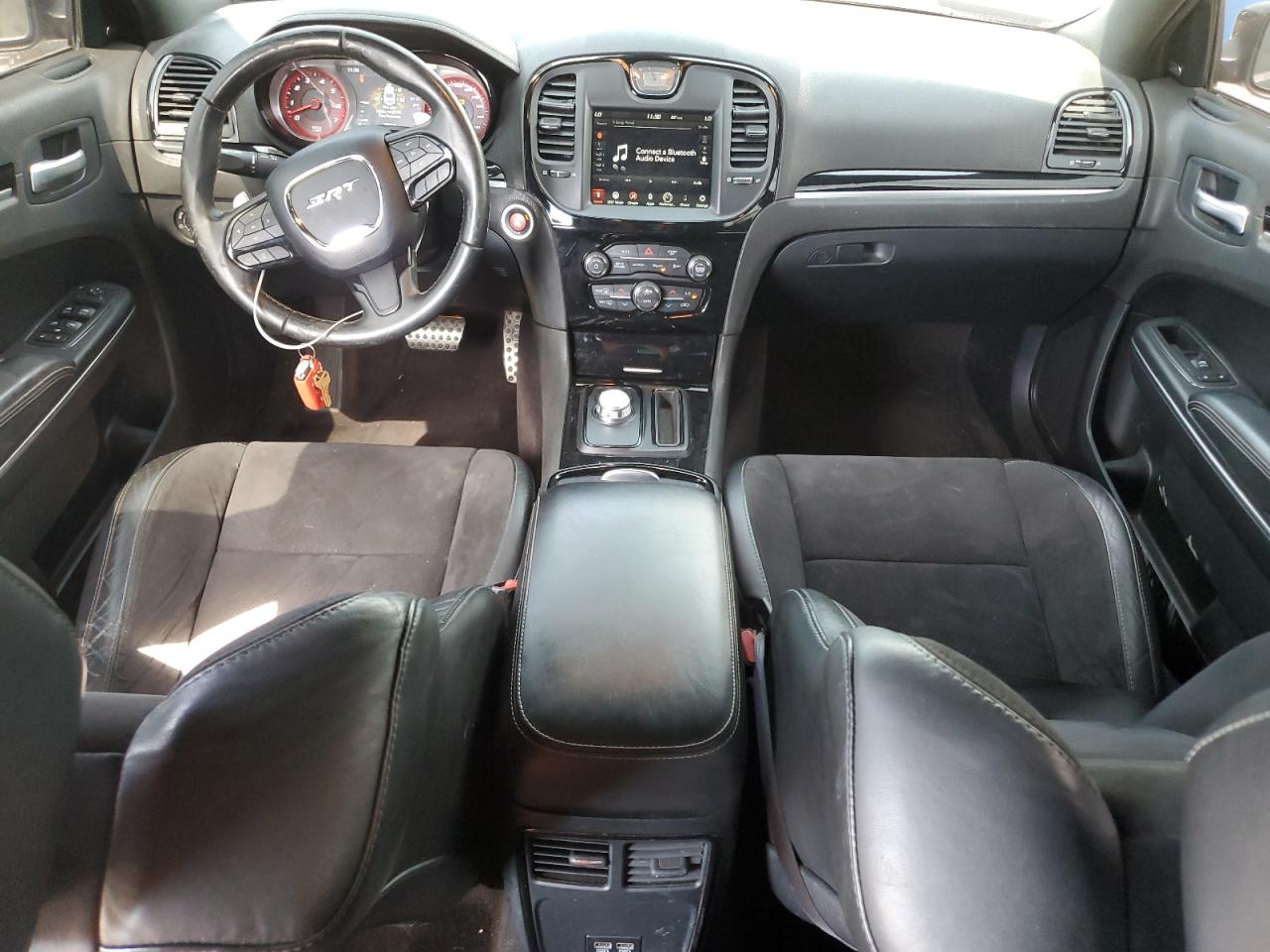 2015 Chrysler 300 Limited VIN: 2C3CCAAG4FH922270 Lot: 70441325