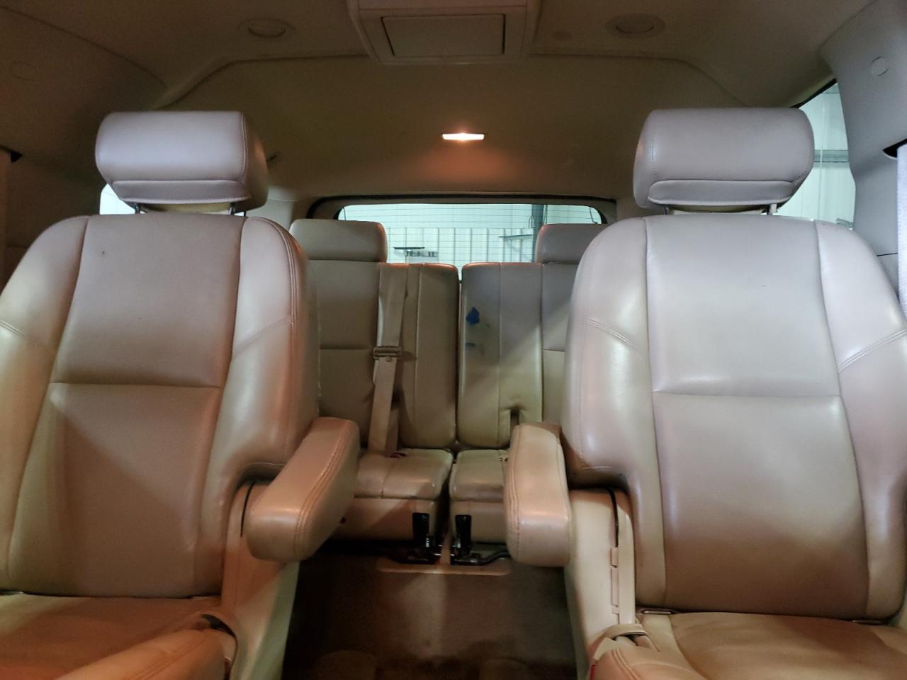 2010 GMC Yukon Xl Denali VIN: 1GKUKMEF9AR176160 Lot: 69378985