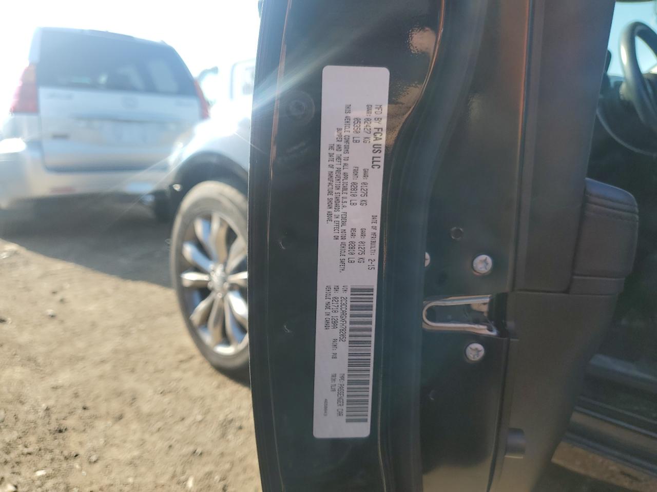 2015 Chrysler 300 Limited VIN: 2C3CCARGXFH782052 Lot: 68127135