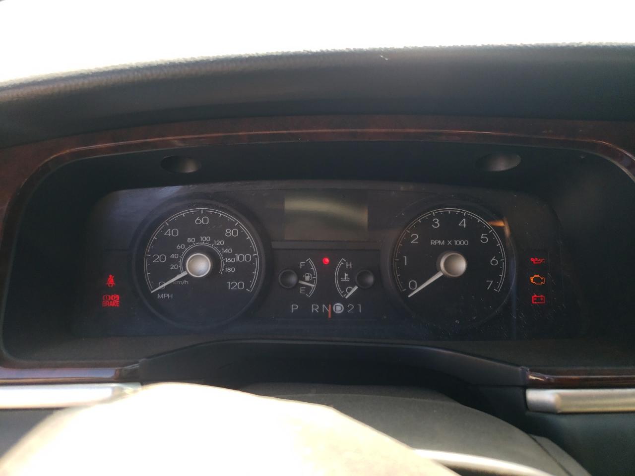 2006 Lincoln Town Car Executive VIN: 1L1FM88W66Y648259 Lot: 64139545