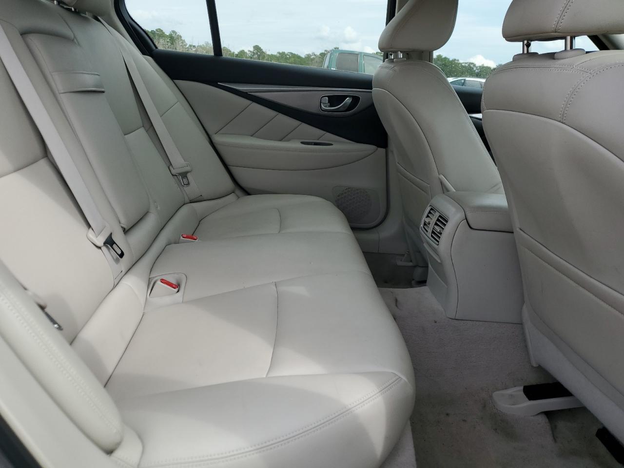 2014 Infiniti Q50 Base VIN: JN1BV7AR8EM702523 Lot: 70884865