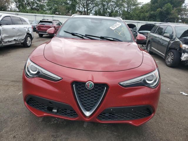  ALFA ROMEO STELVIO 2018 Красный