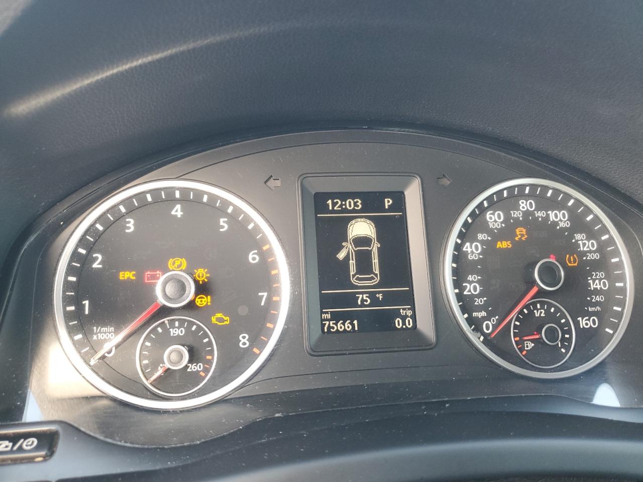 2017 Volkswagen Tiguan S VIN: WVGBV7AXXHK043433 Lot: 70422065