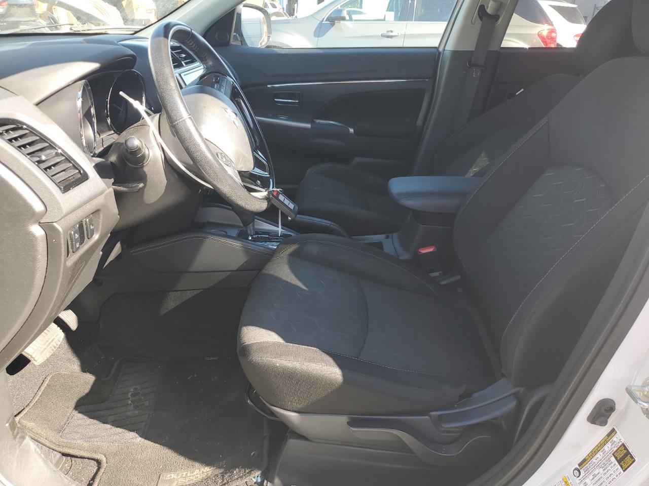 2020 Mitsubishi Outlander Sport Se VIN: JA4AP4AU8LU001896 Lot: 70709695