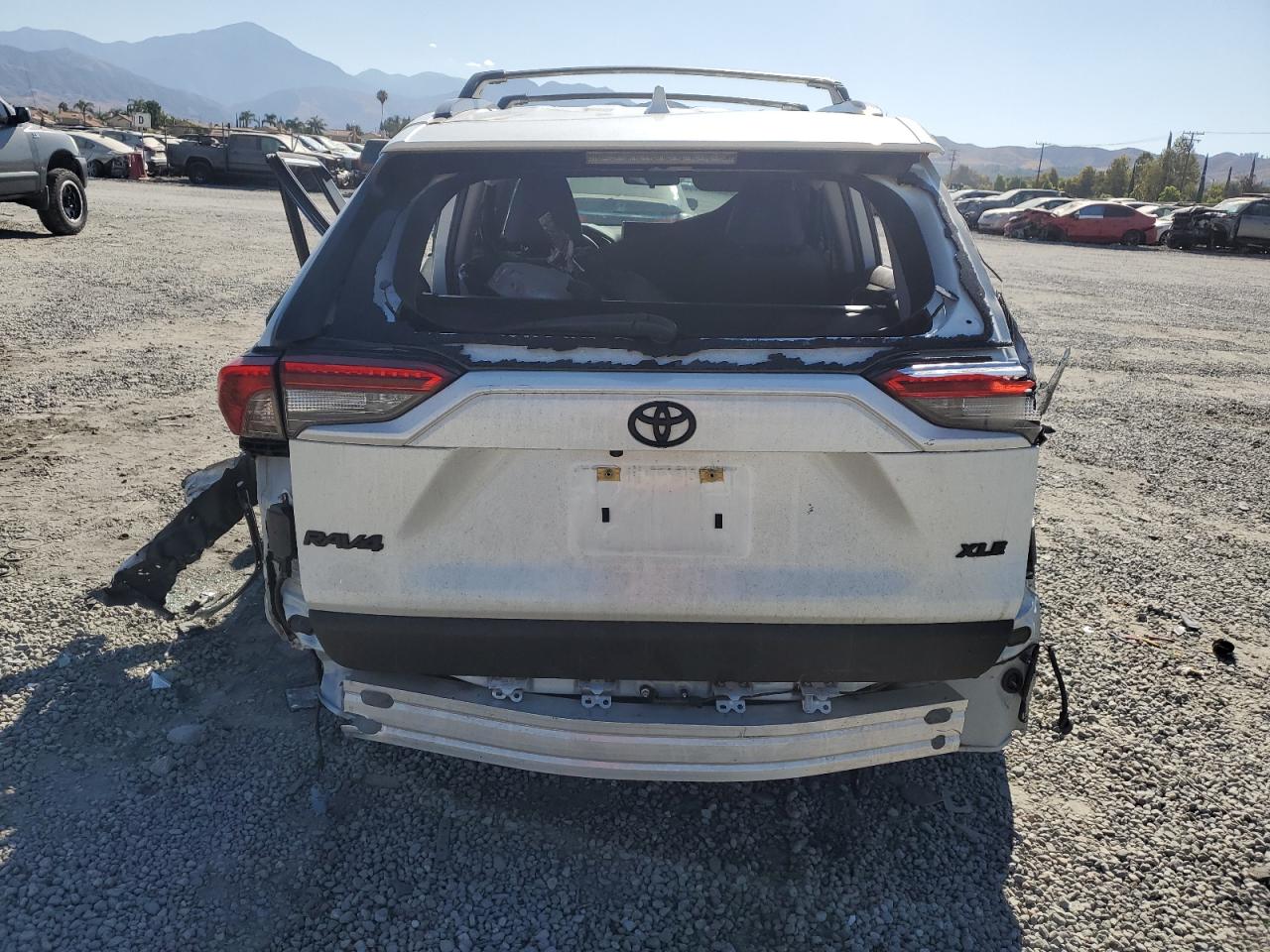 2024 Toyota Rav4 Xle Premium VIN: JTMC1RFVXRJ030941 Lot: 70932165