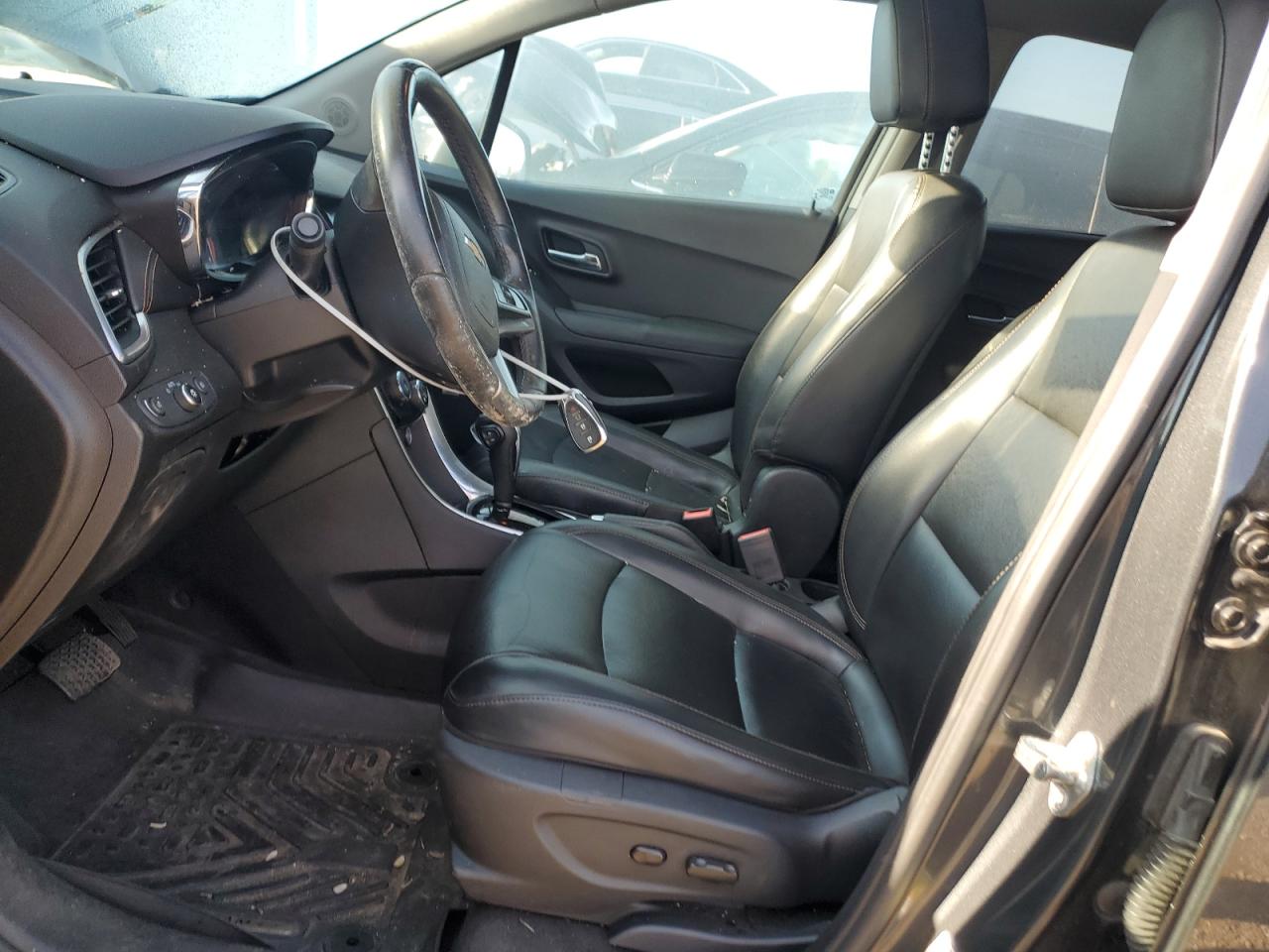 2017 Chevrolet Trax Premier VIN: 3GNCJRSB2HL197837 Lot: 69658375