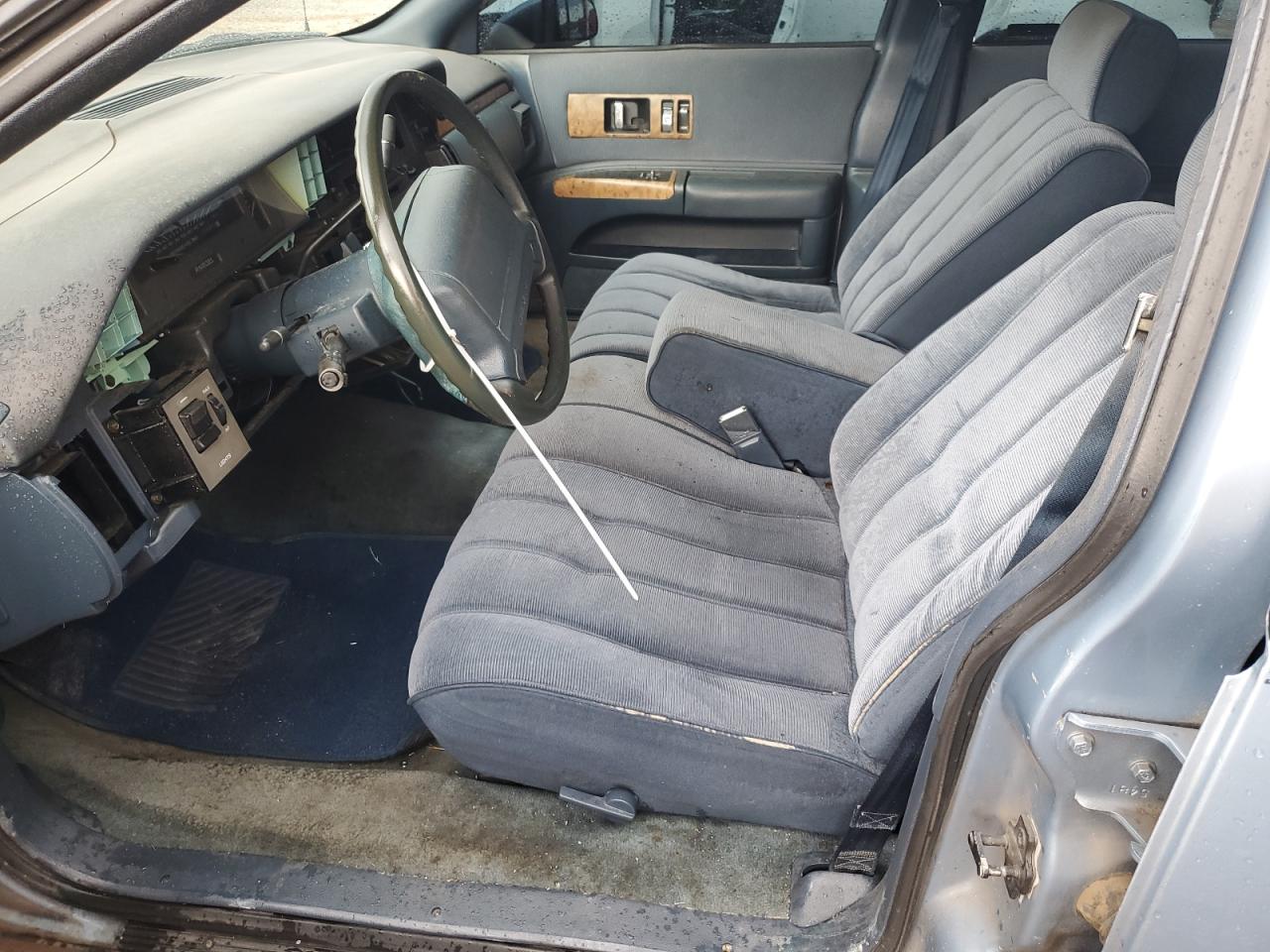 1993 Chevrolet Caprice Classic VIN: 1G1BL53E2PW142953 Lot: 69673135