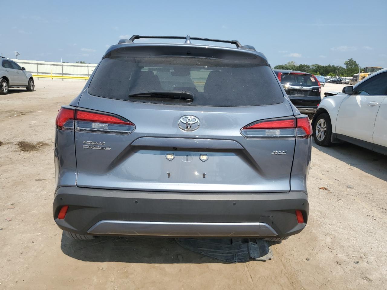 2023 Toyota Corolla Cross Xle VIN: 7MUDAAAG2PV053165 Lot: 67424475