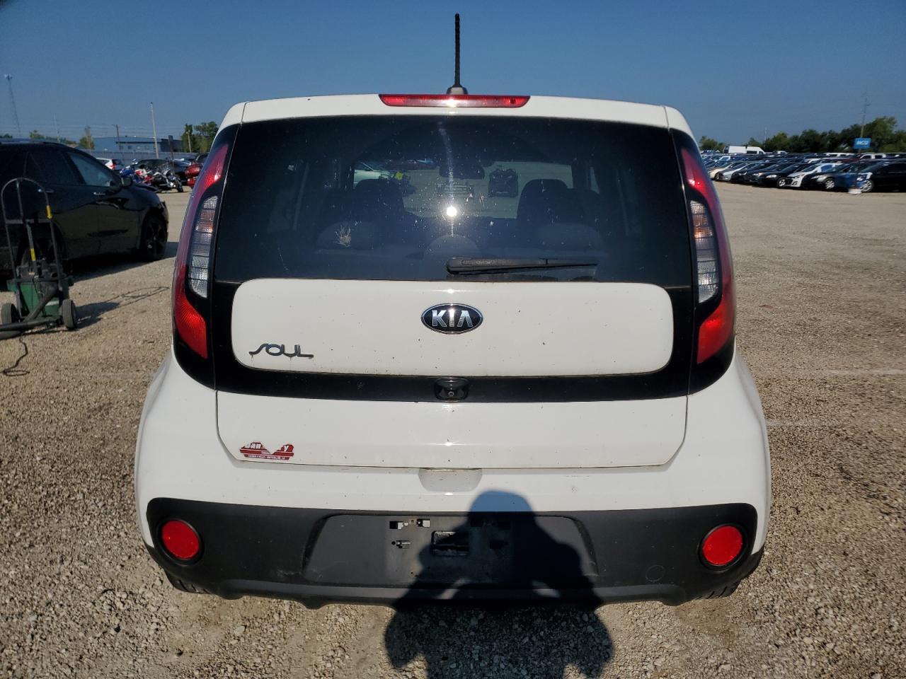2018 Kia Soul VIN: KNDJN2A23J7562971 Lot: 65405995