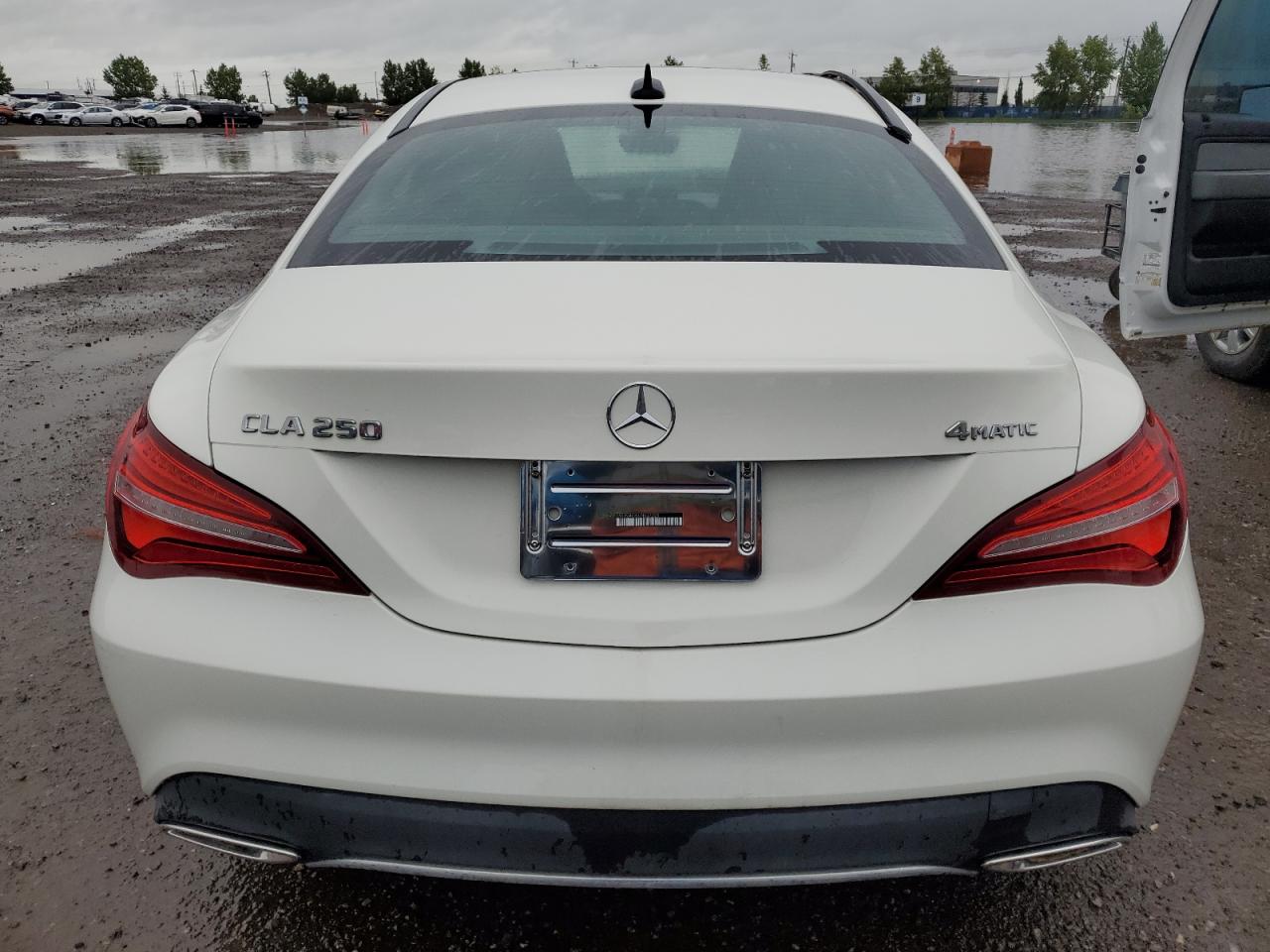 WDDSJ4GB3JN557225 2018 Mercedes-Benz Cla 250 4Matic