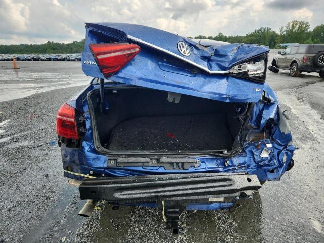  VOLKSWAGEN PASSAT 2017 Синий