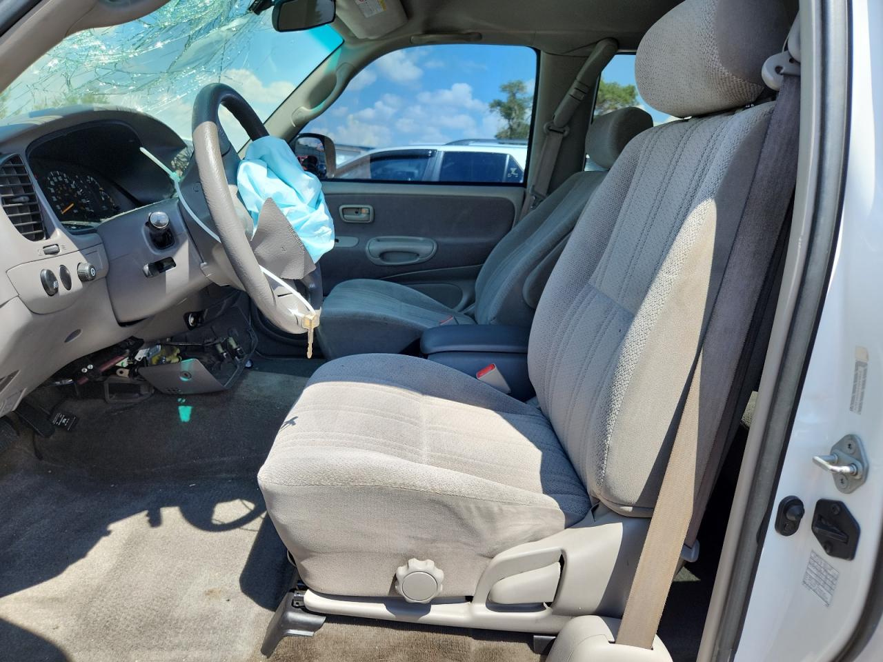 2002 Toyota Tundra Access Cab VIN: 5TBRT34112S261679 Lot: 70347675