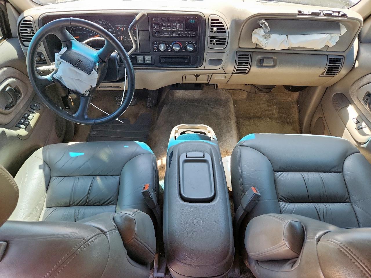 1999 GMC Suburban K1500 VIN: 3GKFK16R7XG543162 Lot: 70941665