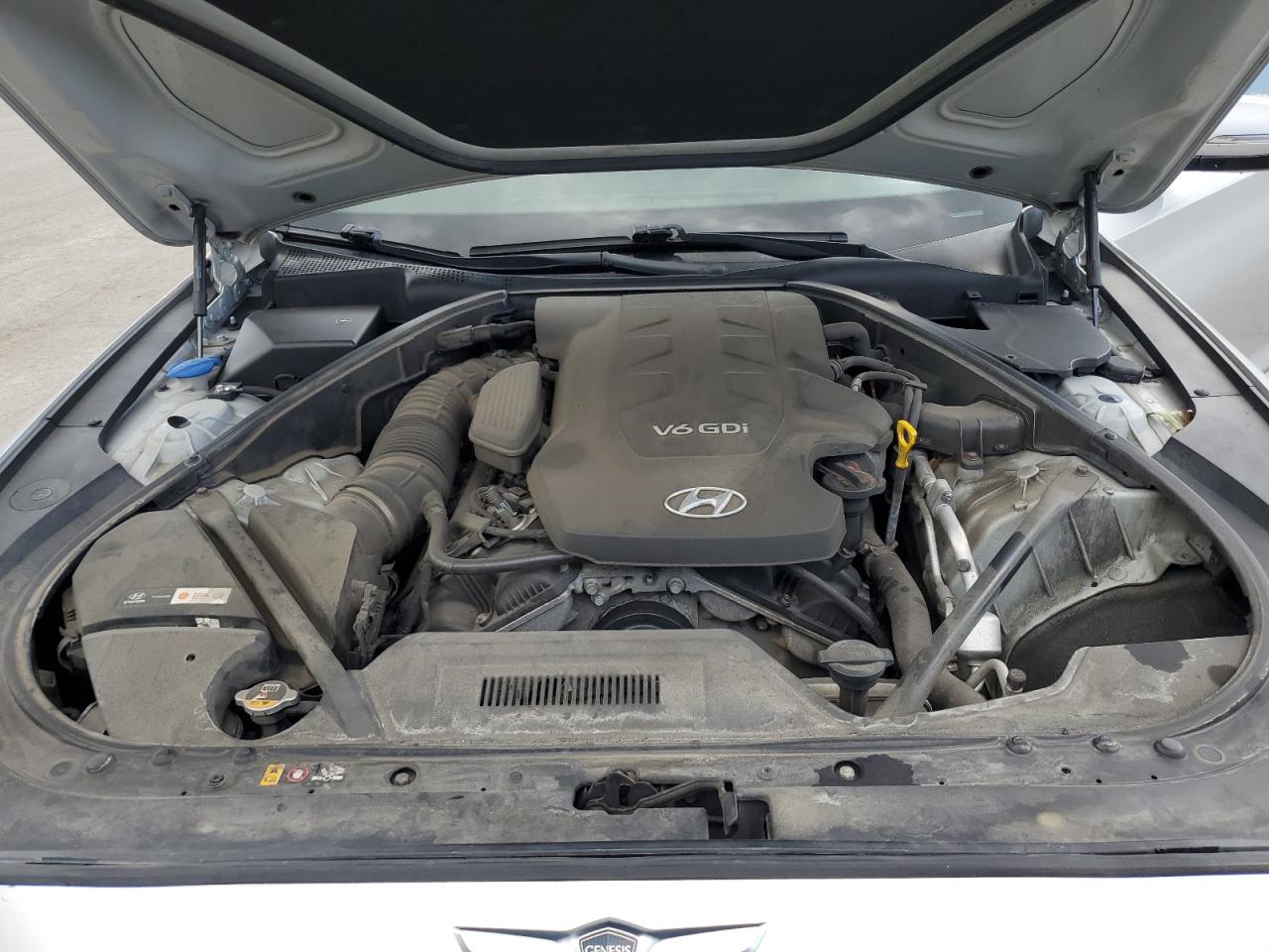 2016 Hyundai Genesis 3.8L VIN: KMHGN4JE1GU140574 Lot: 70276725