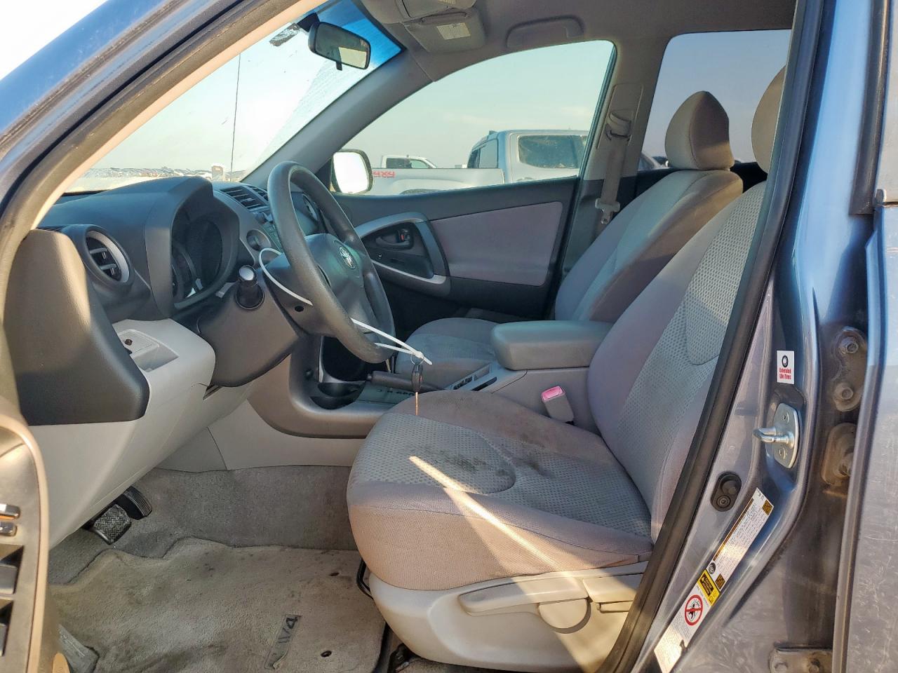 2007 Toyota Rav4 VIN: JTMZD33V476026998 Lot: 69250685