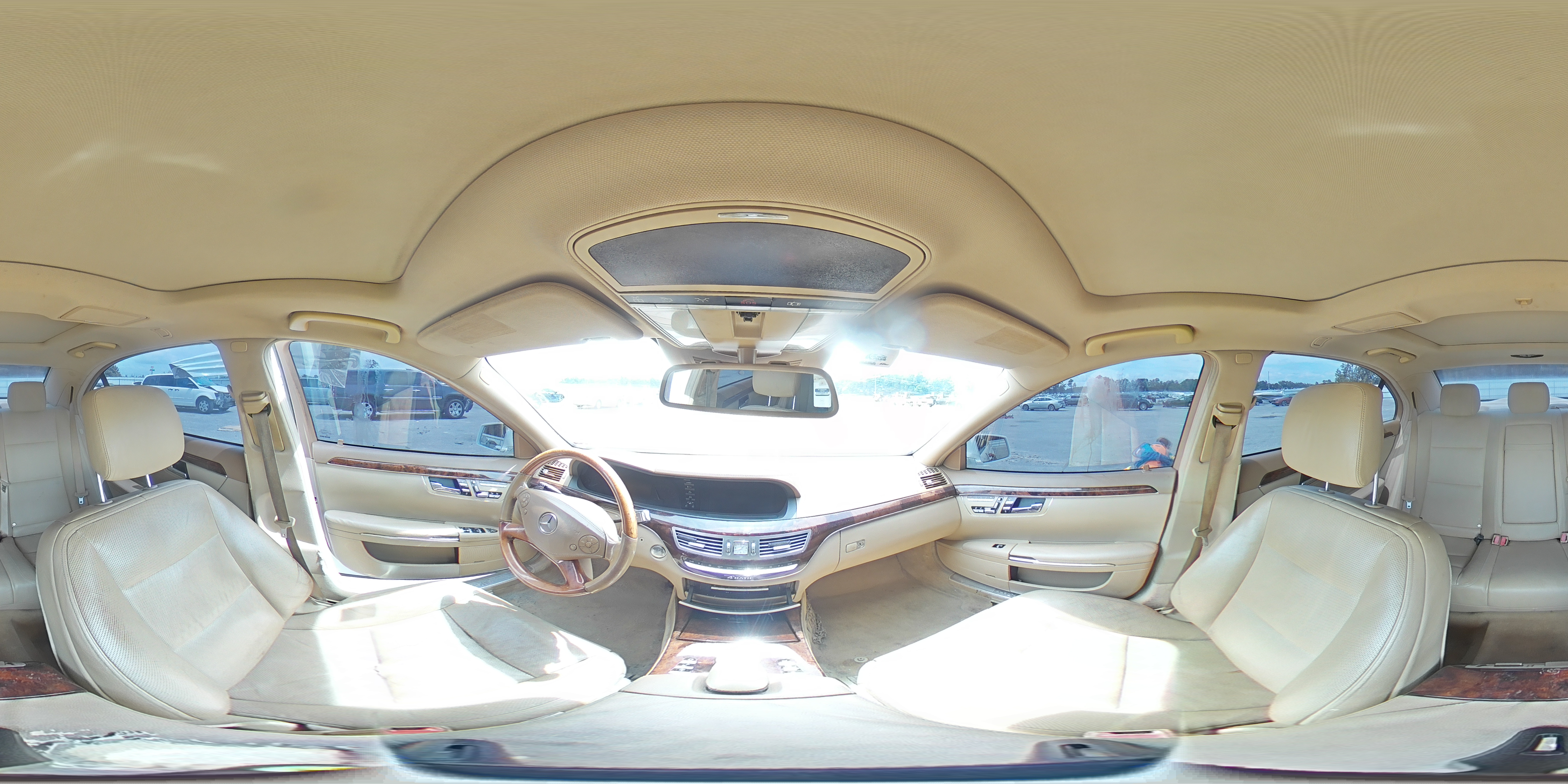 2011 Mercedes-Benz S 550 4Matic VIN: WDDNG8GB4BA400332 Lot: 69756565