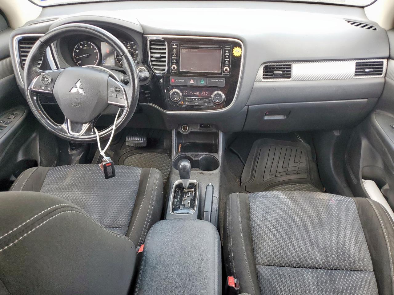 2016 Mitsubishi Outlander Se VIN: JA4AD3A38GZ055962 Lot: 68474725