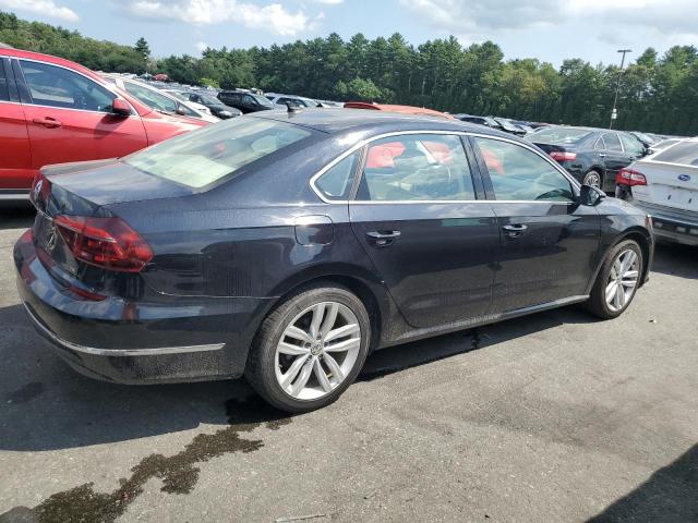  VOLKSWAGEN PASSAT 2018 Черный