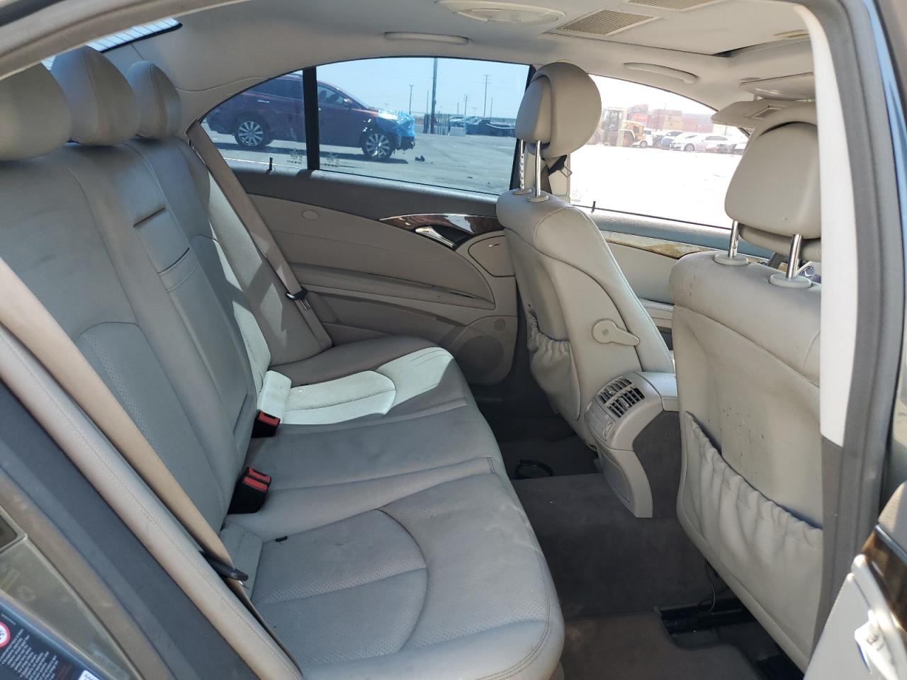 2008 Mercedes-Benz E 350 VIN: WDBUF56X08B210307 Lot: 68150445