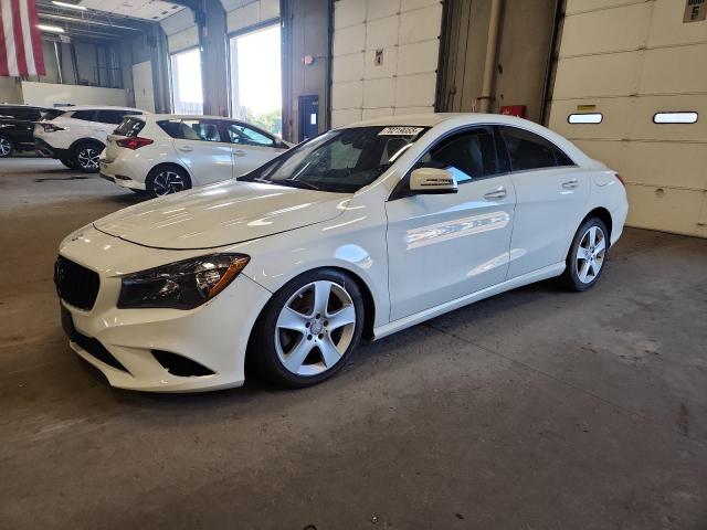 Sedans MERCEDES-BENZ CLA-CLASS 2015 White