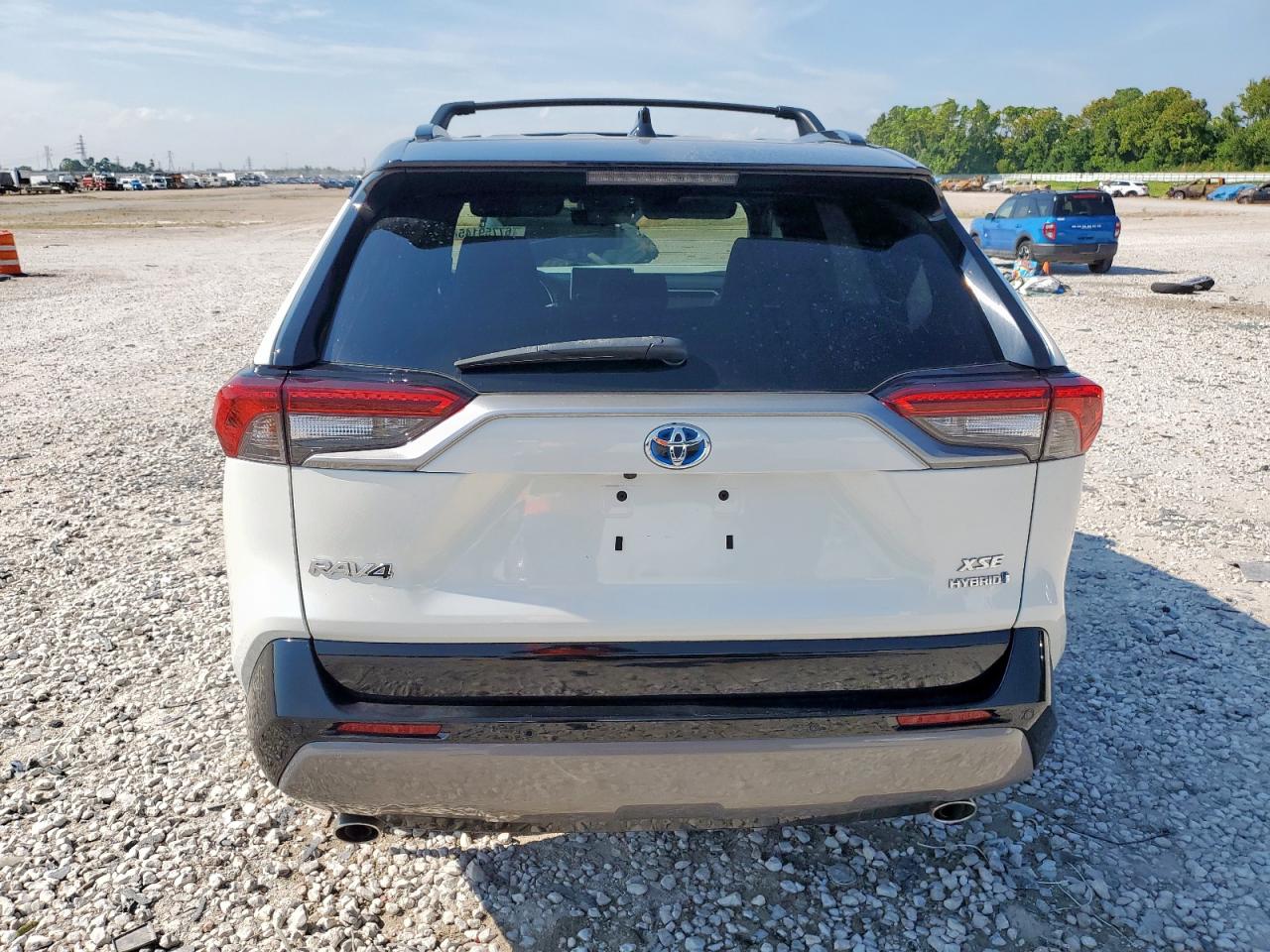 2020 Toyota Rav4 Xse VIN: 4T3EWRFV9LU007993 Lot: 67759145