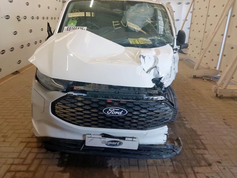 2024 FORD TRANSIT CUSTOM TREND