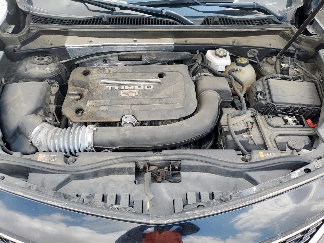 2022 Cadillac Xt4 Premium Luxury VIN: 1GYFZCR40NF107412 Lot: 70003865