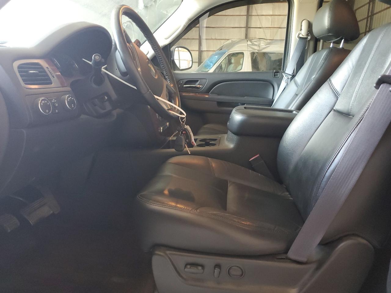 2011 Chevrolet Suburban K1500 Lt VIN: 1GNSKJE32BR293336 Lot: 67741415