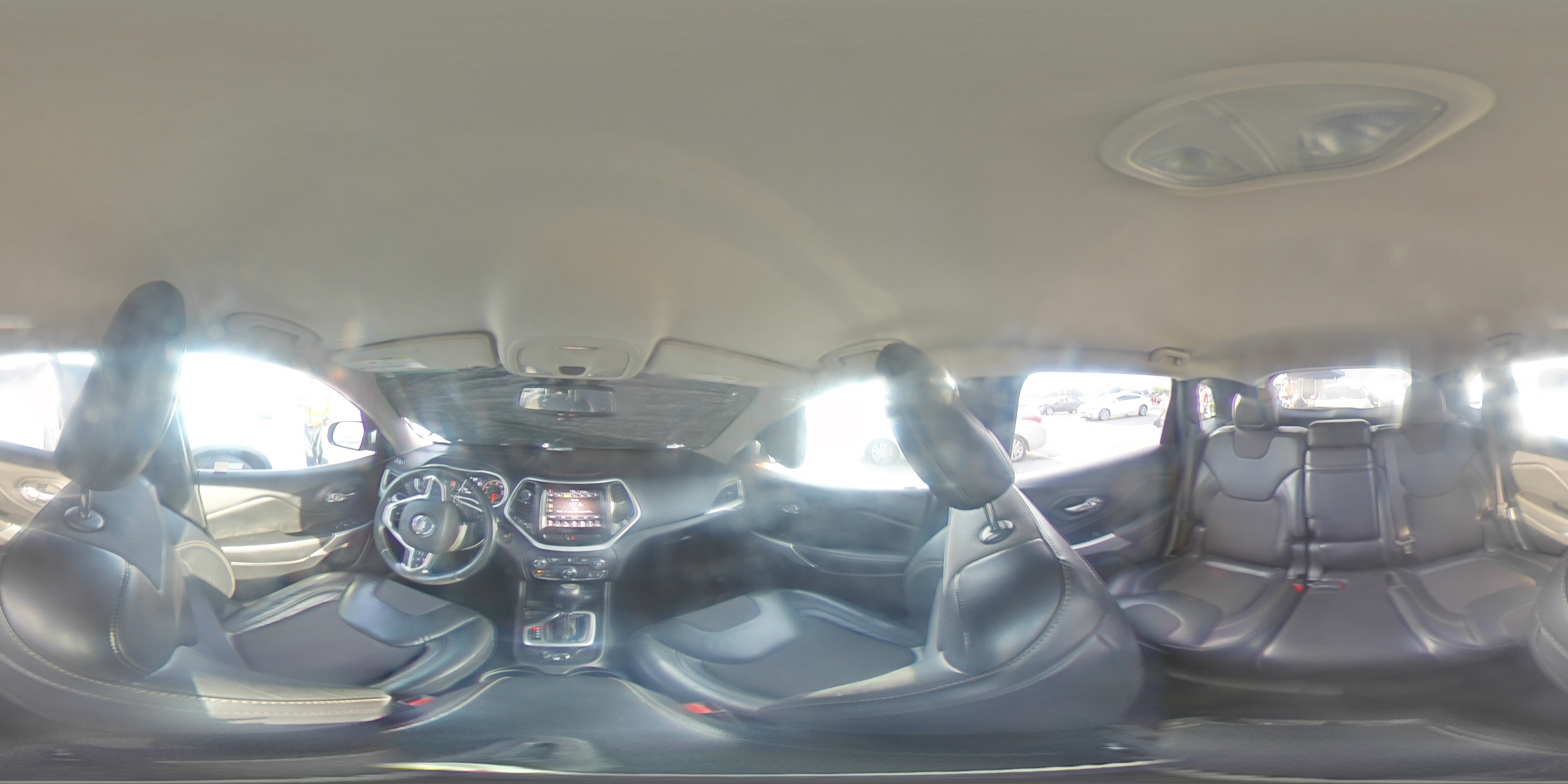 2018 Jeep Cherokee Latitude Plus VIN: 1C4PJLLB1JD576961 Lot: 70883745