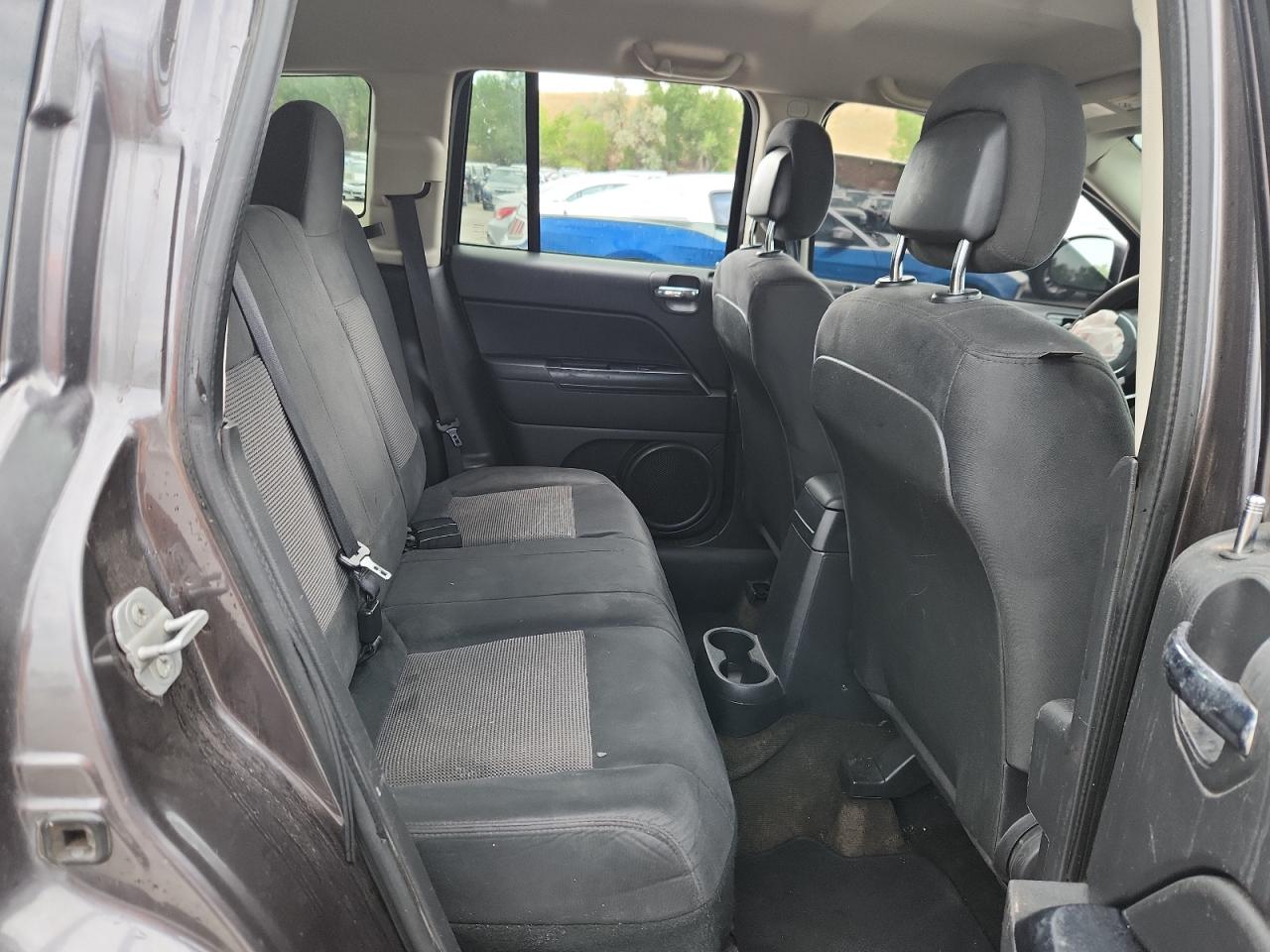 2014 Jeep Compass Sport VIN: 1C4NJCBA3ED772129 Lot: 70600535