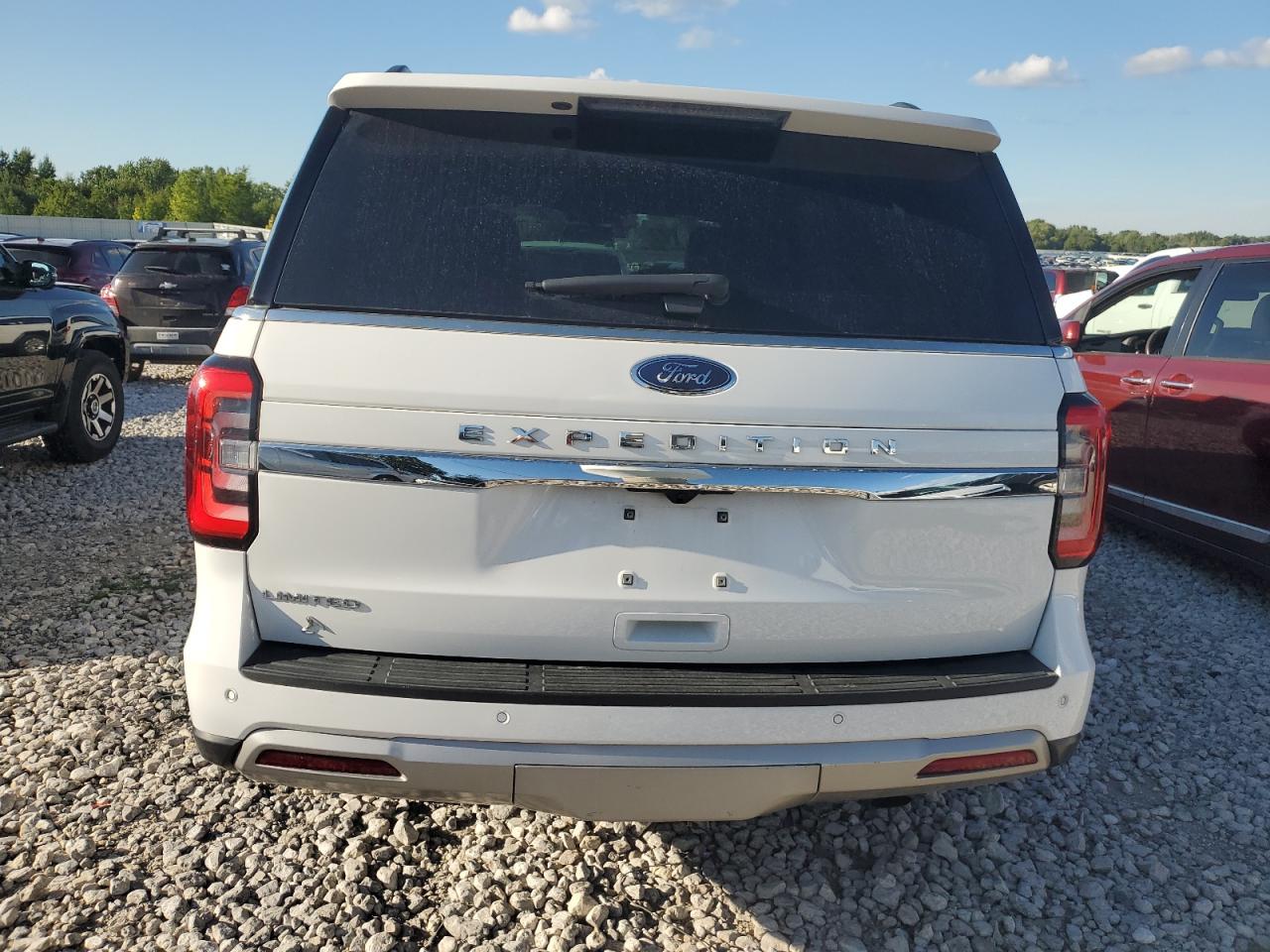 2022 Ford Expedition Limited VIN: 1FMJU2AT9NEA26289 Lot: 70450915