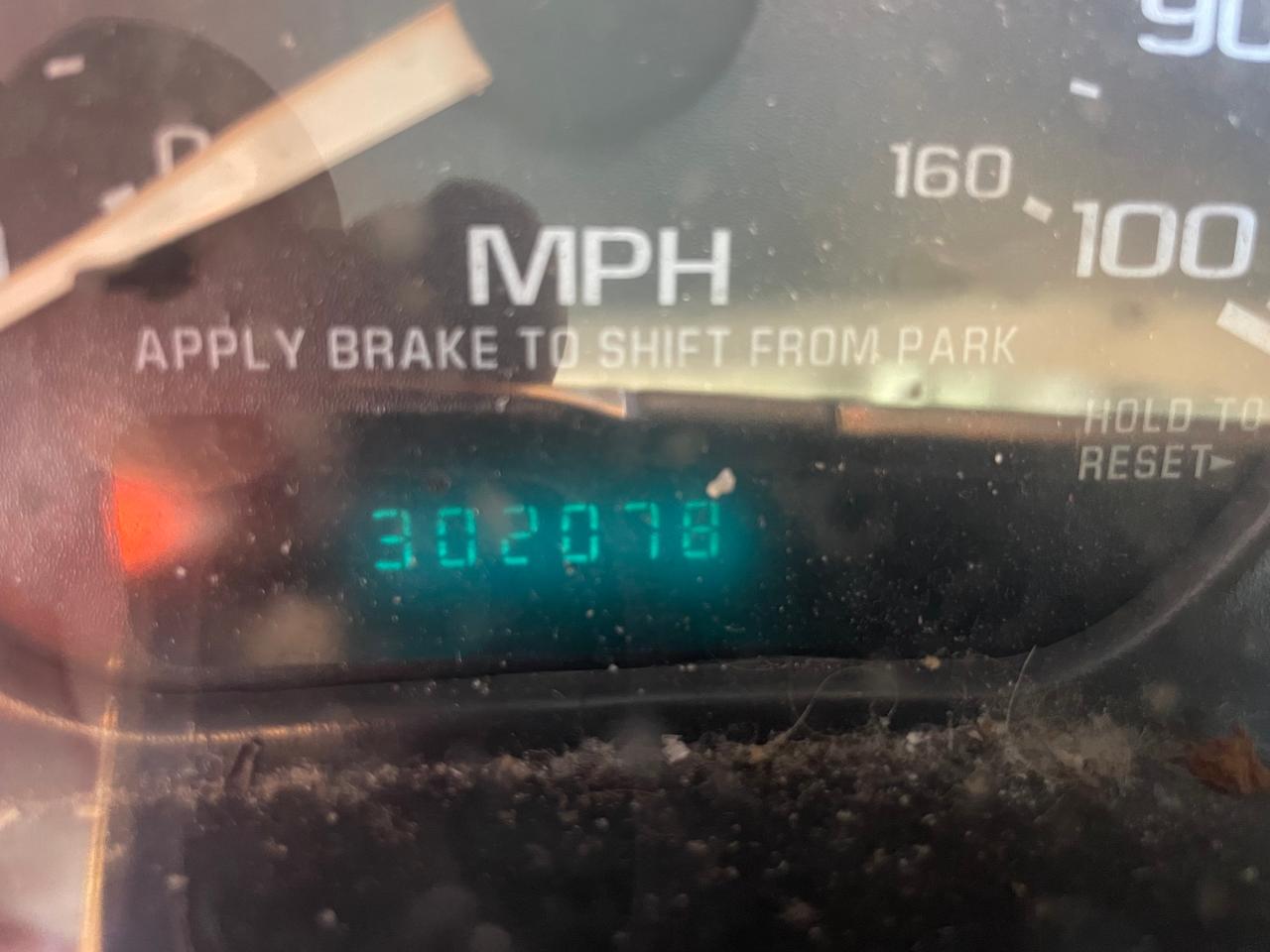 2002 Chevrolet Tahoe K1500 VIN: 1GNEK13Z62R175469 Lot: 68968635