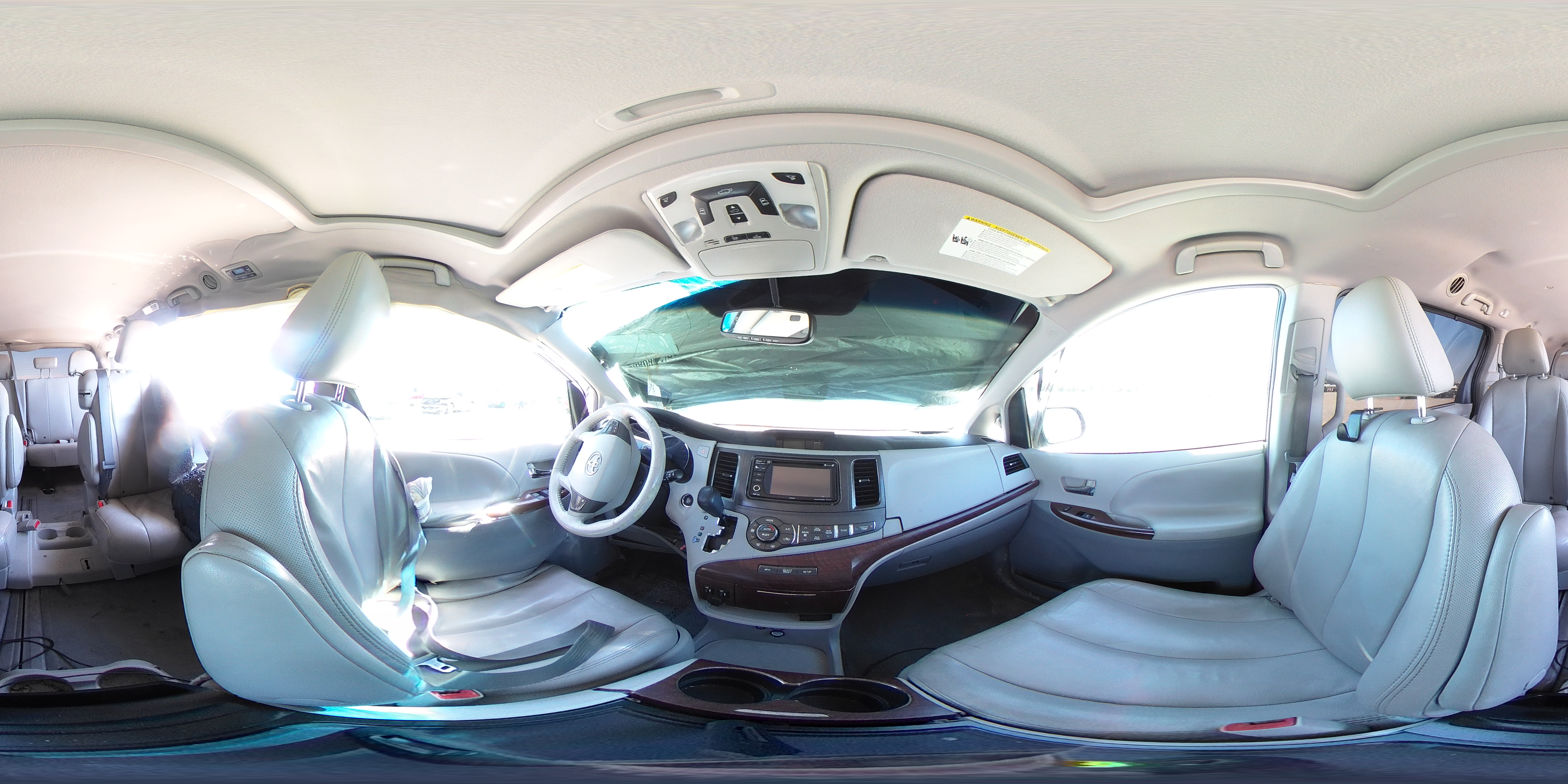 2013 Toyota Sienna Xle VIN: 5TDYK3DC4DS327183 Lot: 70894995