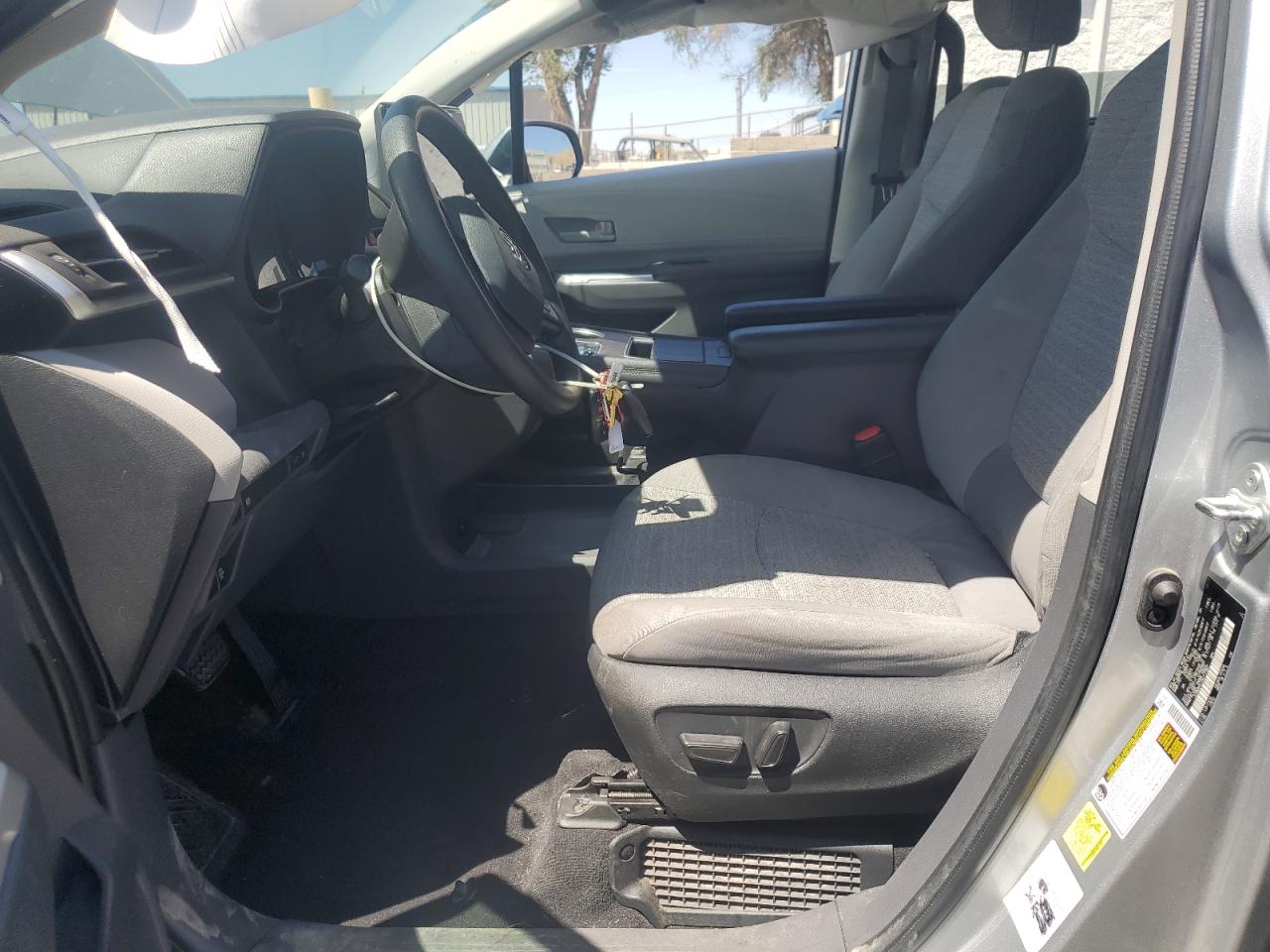 2022 Toyota Sienna Le VIN: 5TDKRKEC2NS117967 Lot: 67005345