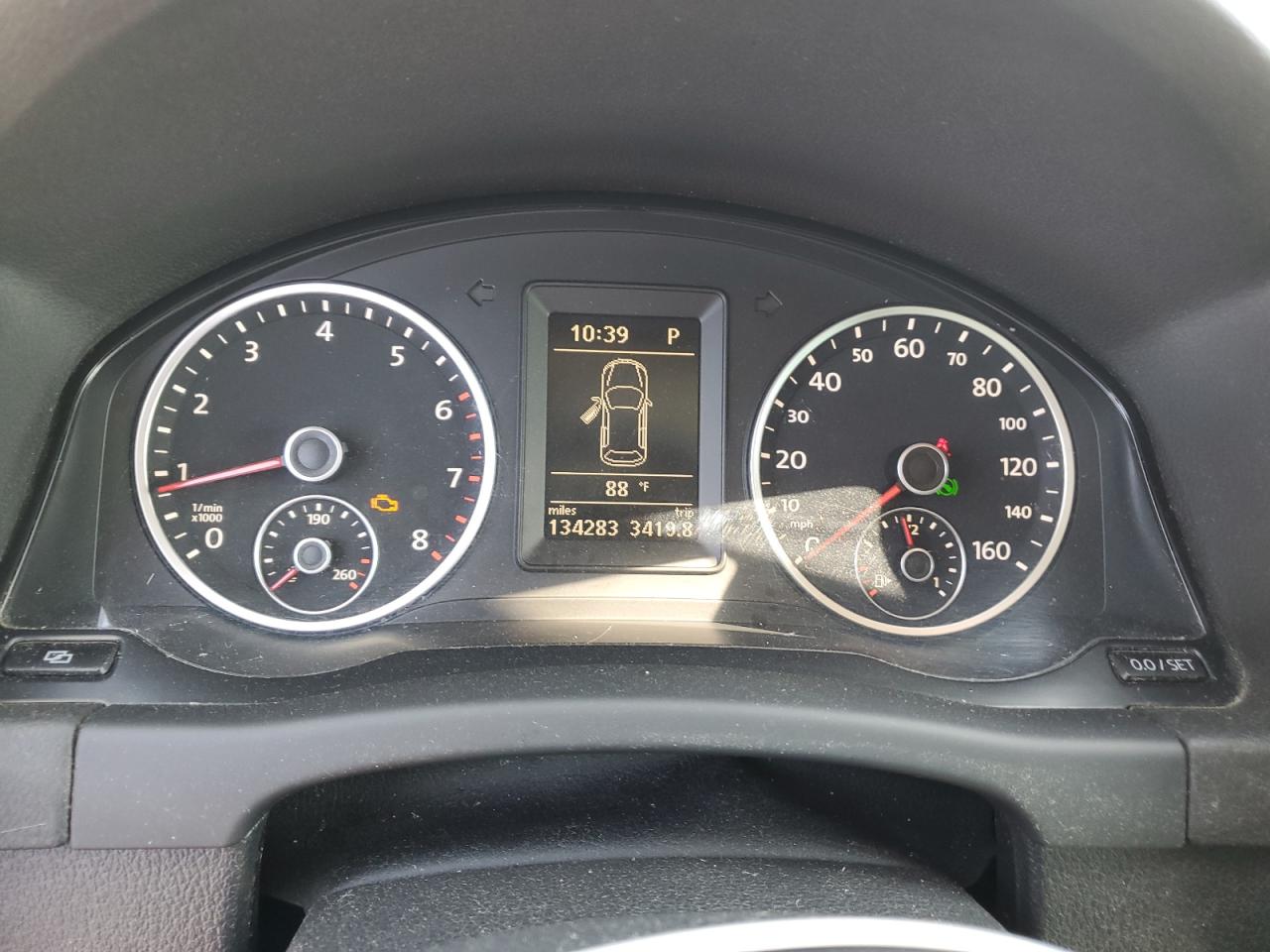 2011 Volkswagen Tiguan S VIN: WVGBV7AX3BW559911 Lot: 68464245