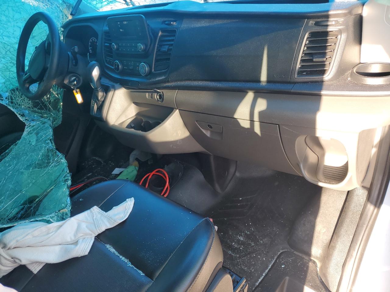 2022 Ford Transit T-350 Hd VIN: 1FBVU4X84NKA31992 Lot: 70387295