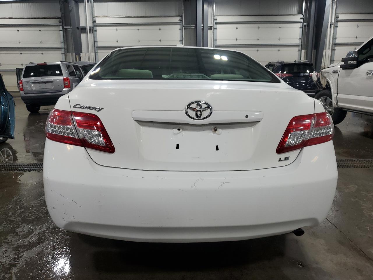 2010 Toyota Camry Base VIN: 4T1BF3EK7AU557769 Lot: 69233645