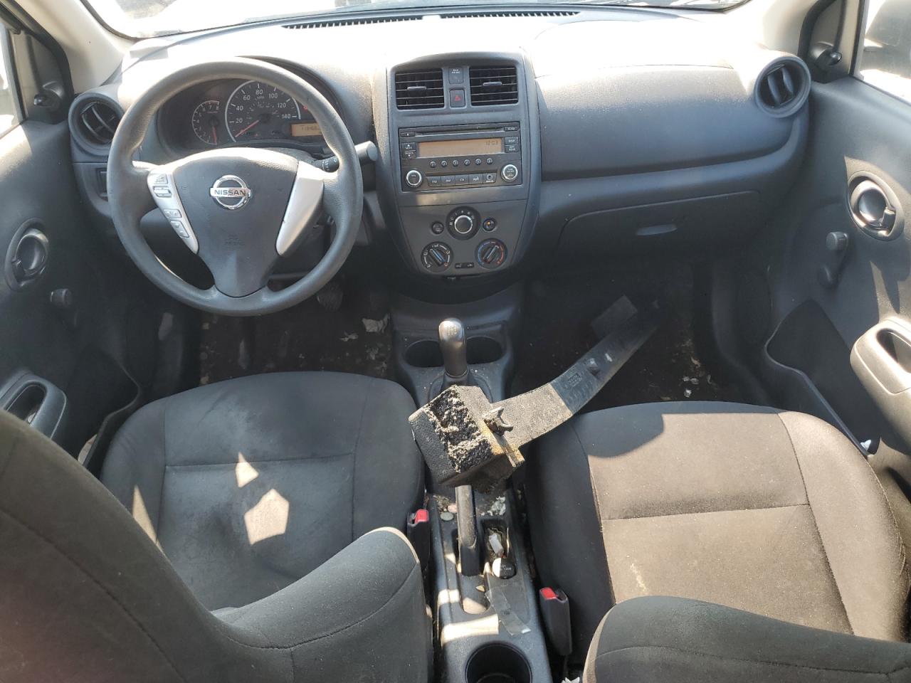 2015 Nissan Versa S VIN: 3N1CN7AP8FL800370 Lot: 69321495