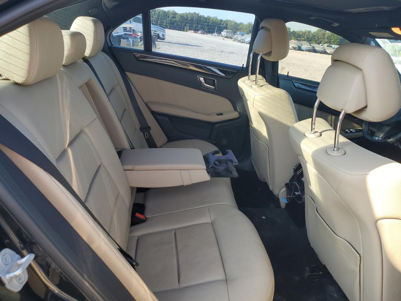 2011 Mercedes-Benz E 350 VIN: WDDHF5GB4BA374927 Lot: 67413445