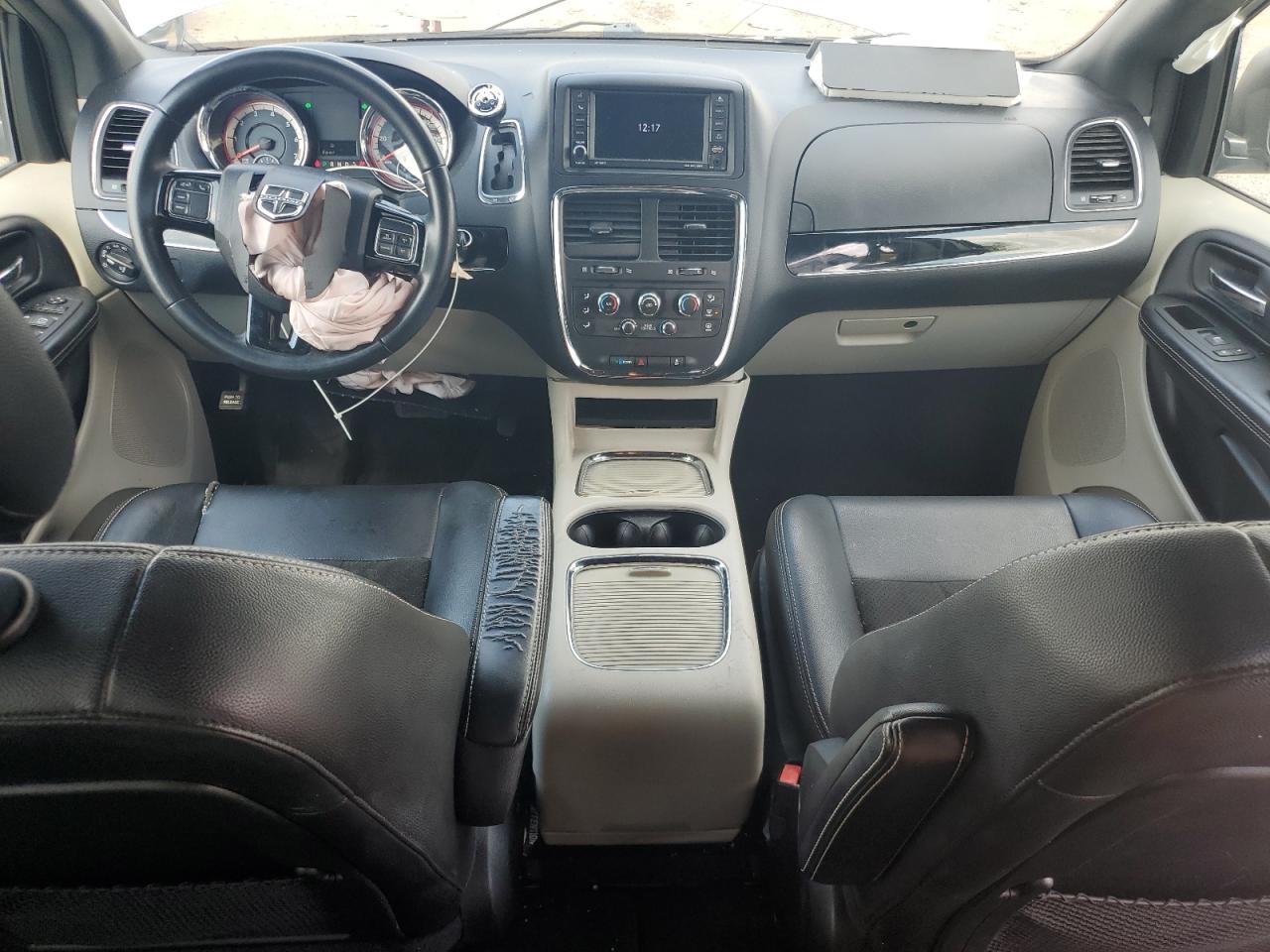 2019 Dodge Grand Caravan Sxt VIN: 2C4RDGCG3KR545504 Lot: 68989805