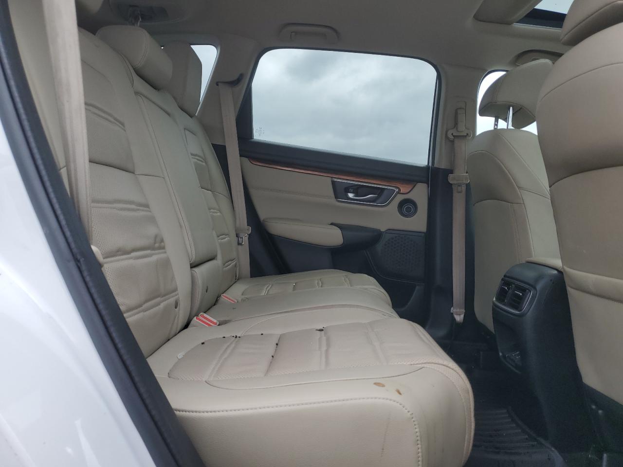 2022 Honda Cr-V Touring VIN: 2HKRW2H95NH610670 Lot: 67834695