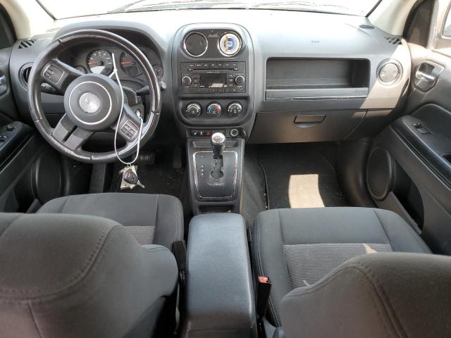 Parquets JEEP COMPASS 2012 Czerwony