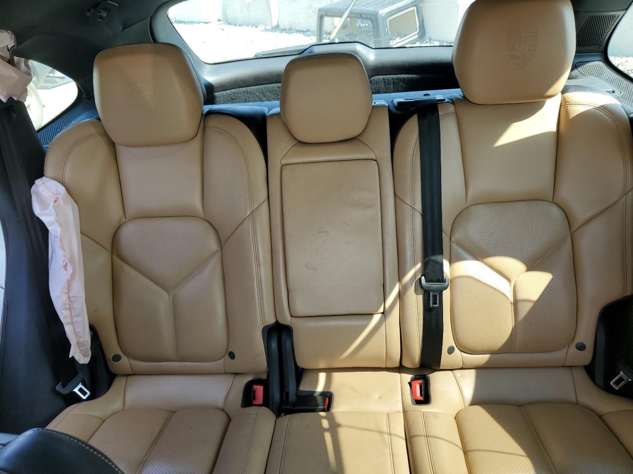 2018 Porsche Cayenne VIN: WP1AA2A28JKA06694 Lot: 69101885