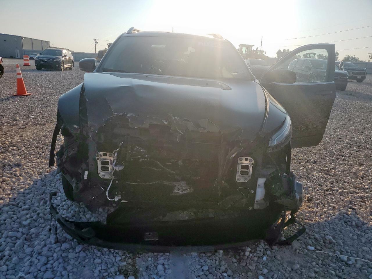 2014 Jeep Cherokee Limited VIN: 1C4PJLDS6EW225939 Lot: 70303455