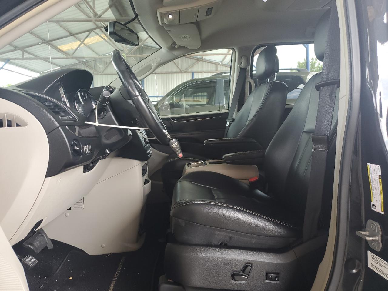 2013 Chrysler Town & Country Touring VIN: 2C4RC1BG2DR821160 Lot: 70173995